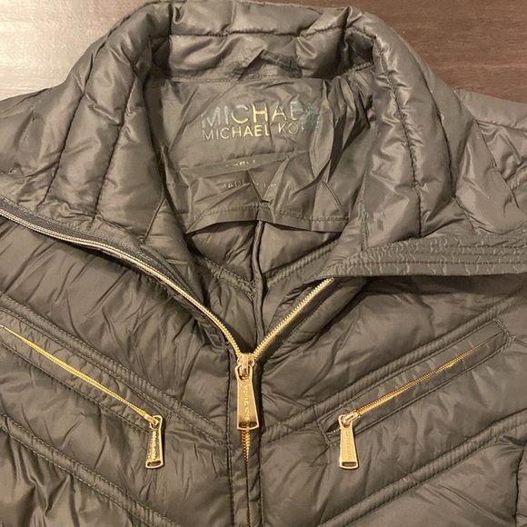 Michael Kors Down Puffer Jacket in Hunter Green - Picture 2 of 7